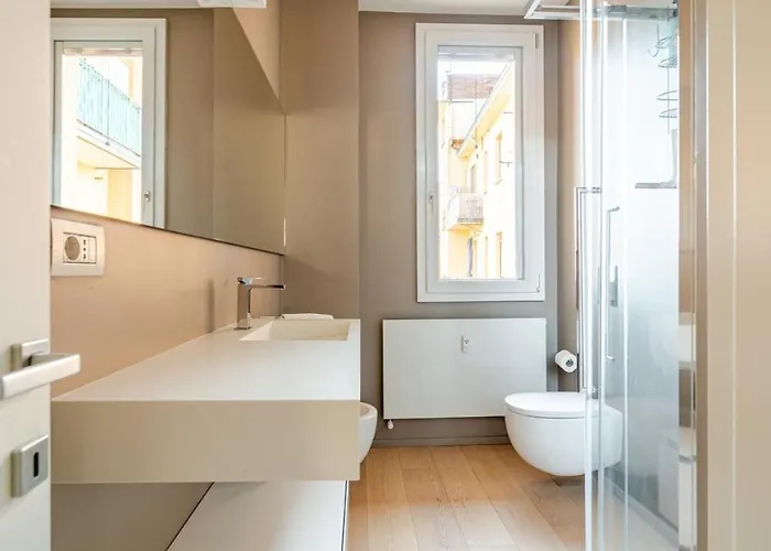 Deluxe Station 2 Balconies Apartman Bologna